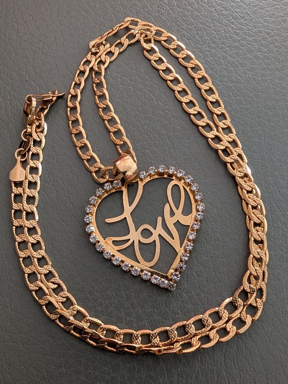 YM Gold Tone Heart 'Love' Pendant Necklace